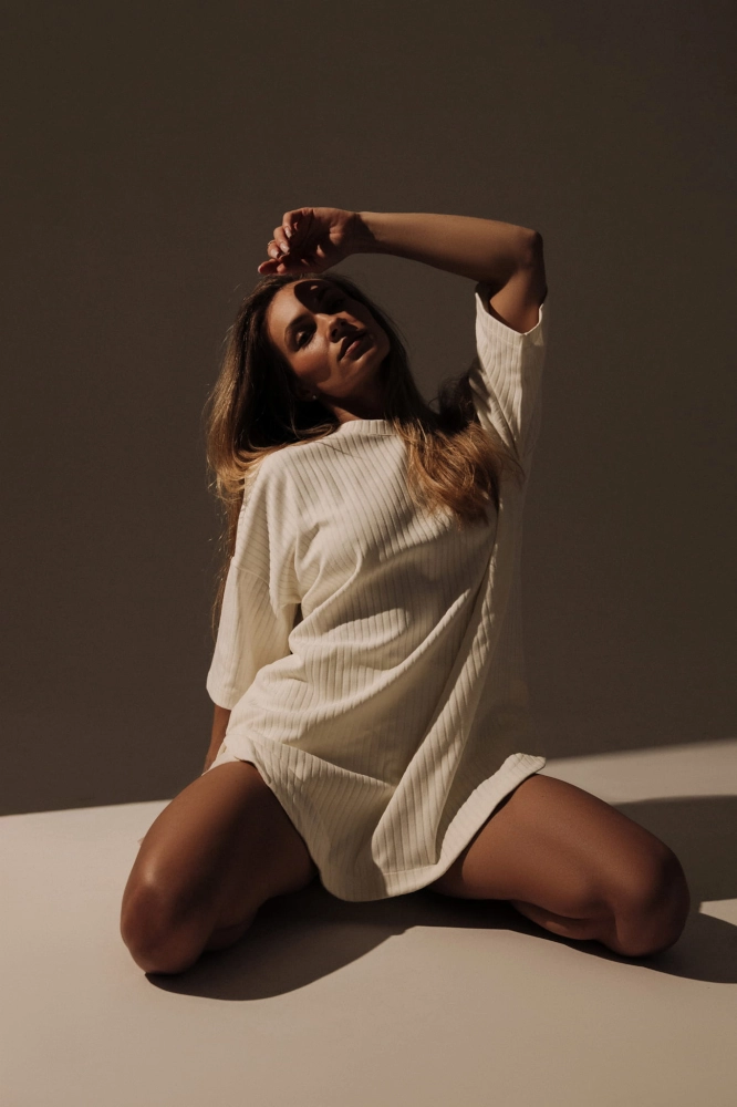 WMN T-SHIRT OVERSIZE - CREAMY  (LIMITED)