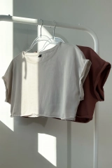 krótki t-shirt bare 5.jpg